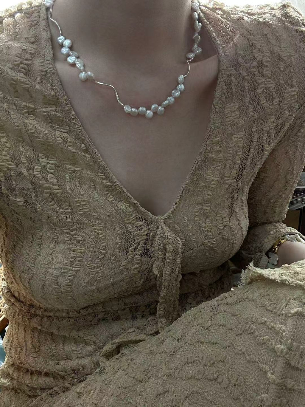 Curved Blossom Pearl Necklace